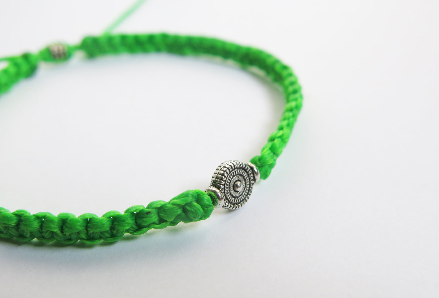 NICOLAS - Minimalist bracelet with adjustable sliding knot for closure