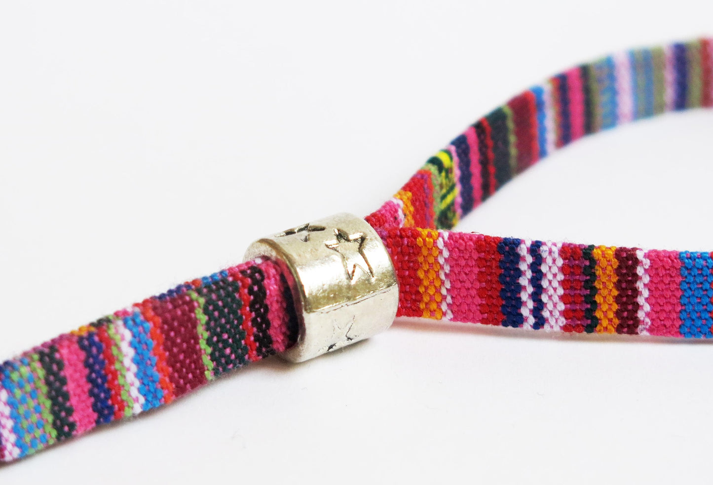 ETHNIC - Handmade Ethnic Peruvian Bracelet | Adjustable Woven Friendship Jewelry | Boho Chic Unisex Accessory