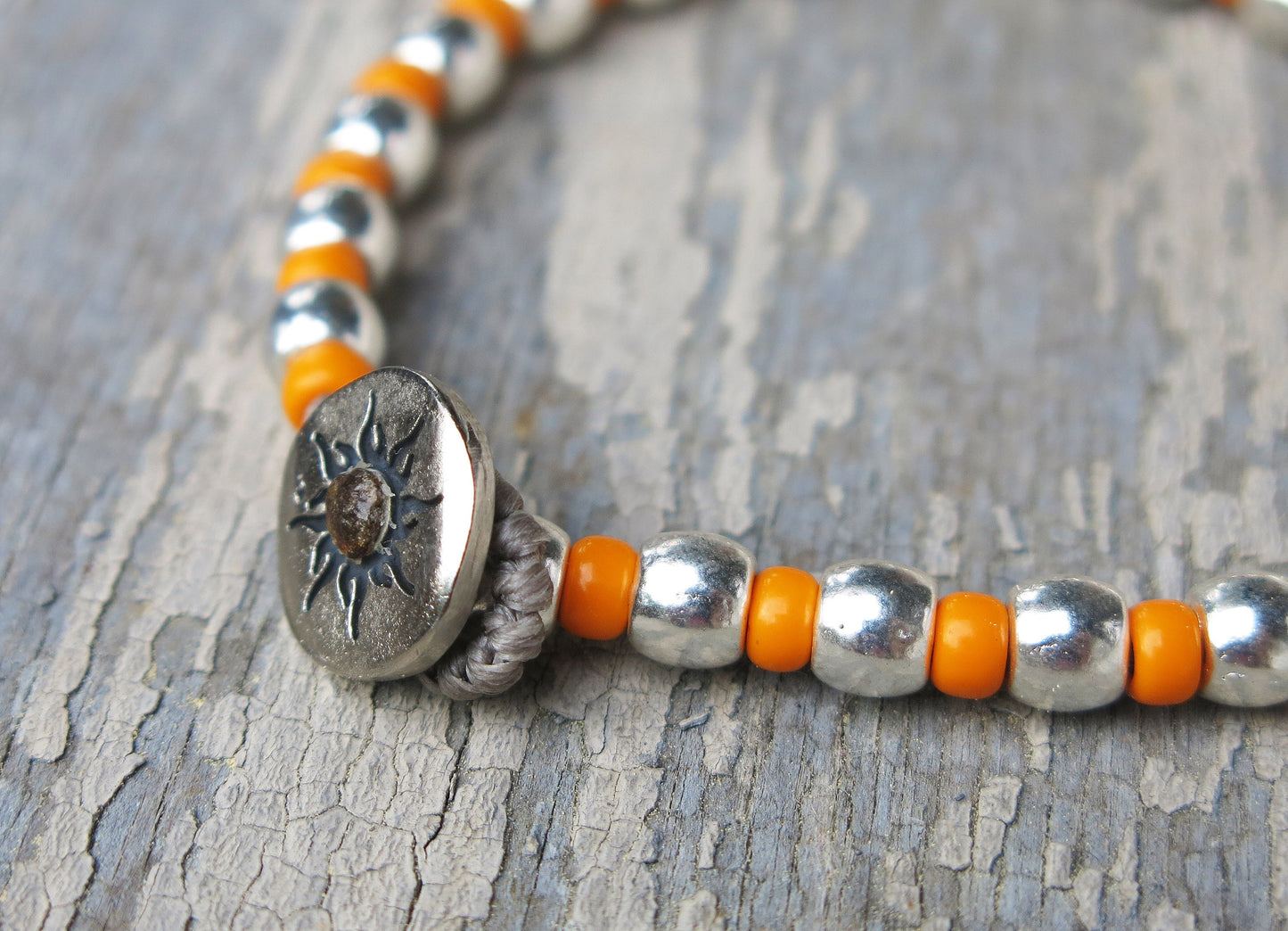 SARDEGNA - Knotted Bracelet with ceramic and silver-plated beads