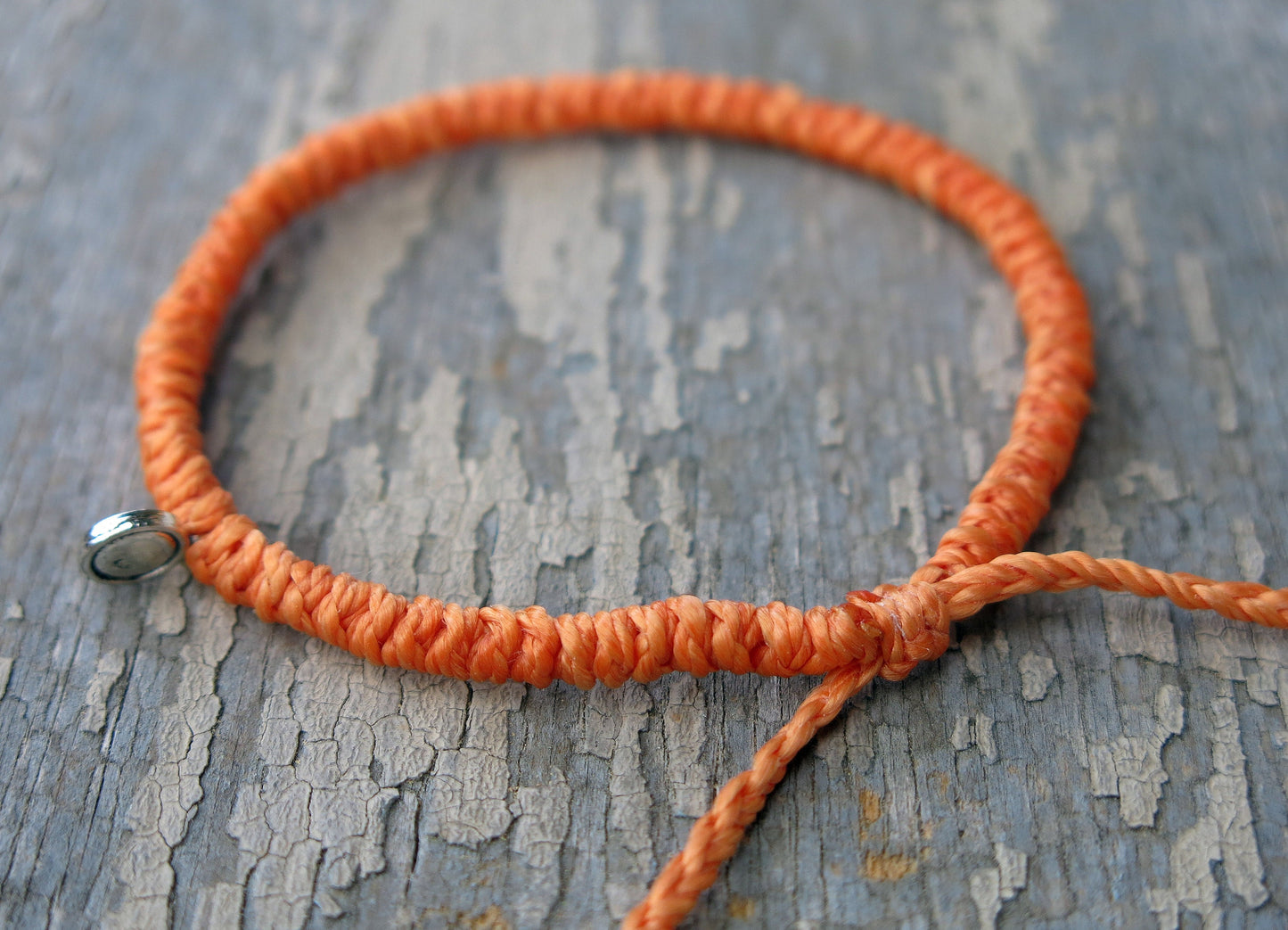ORANGE - Knotted Bracelet that brings creativity and happiness