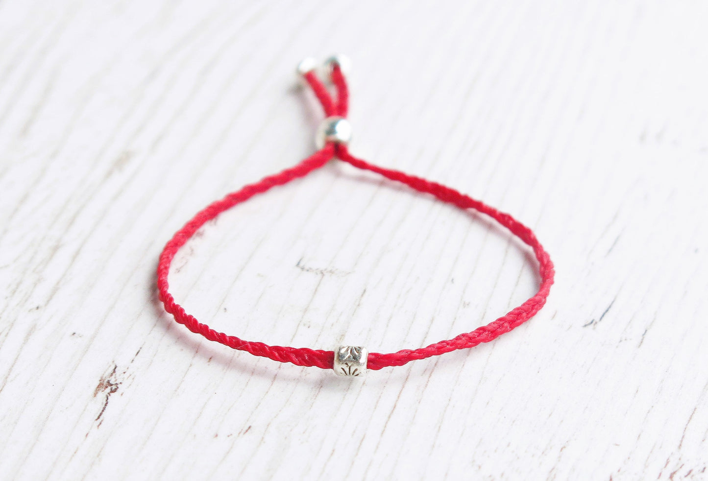 FATE - Minimalist, Unisex, Red String Bracelet.
