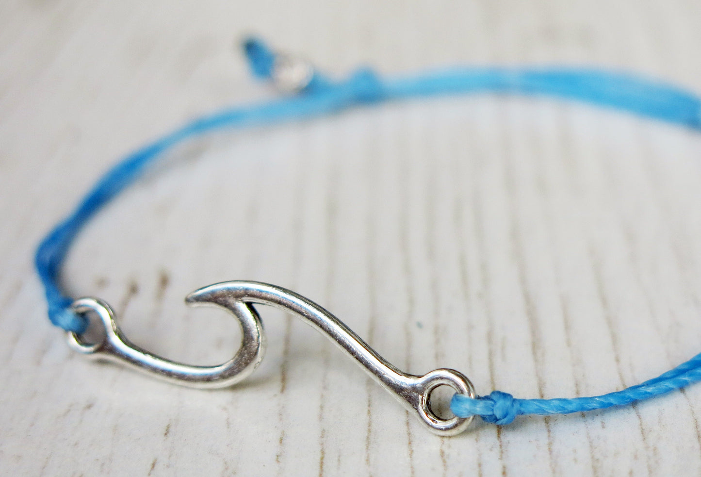 WAVE - Minimalist, Unisex, String Bracelet