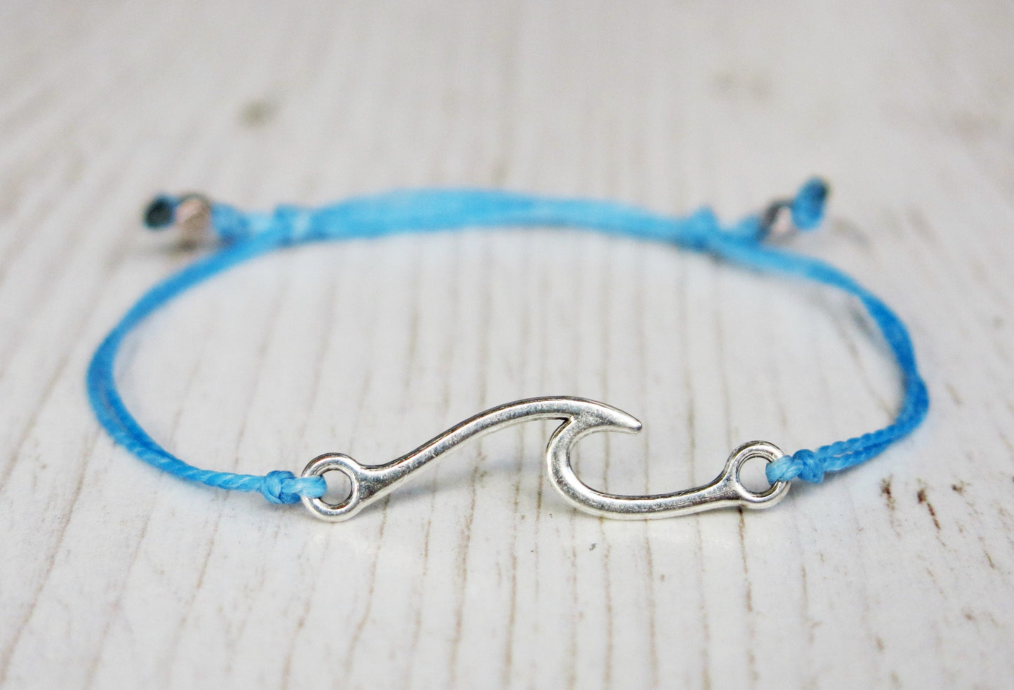 WAVE - Minimalist, Unisex, String Bracelet