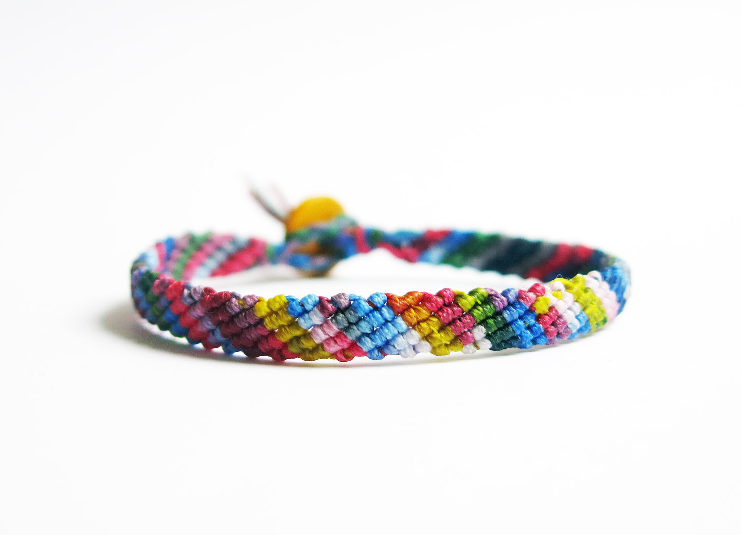 CHEVI - Handmade Waxed cord Bracelet in Surf style.