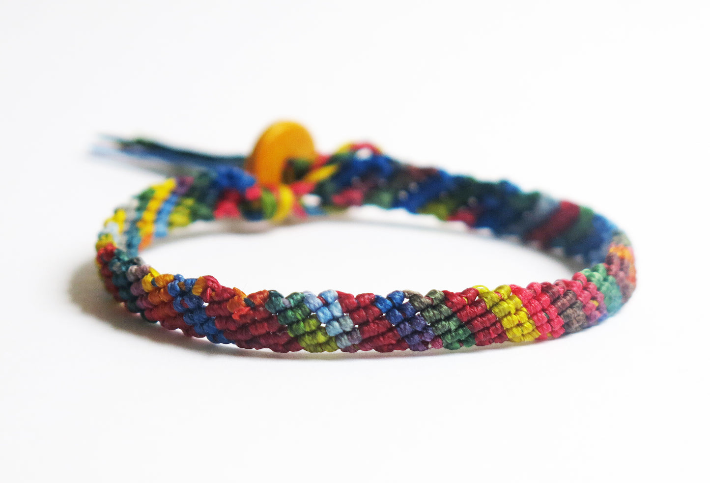 CHEVI - Handmade Waxed cord Bracelet in Surf style.