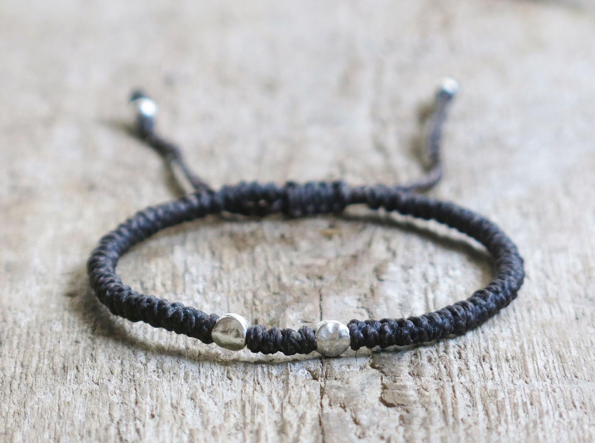JAVI - Knotted Bracelet with sliding Knot Closure