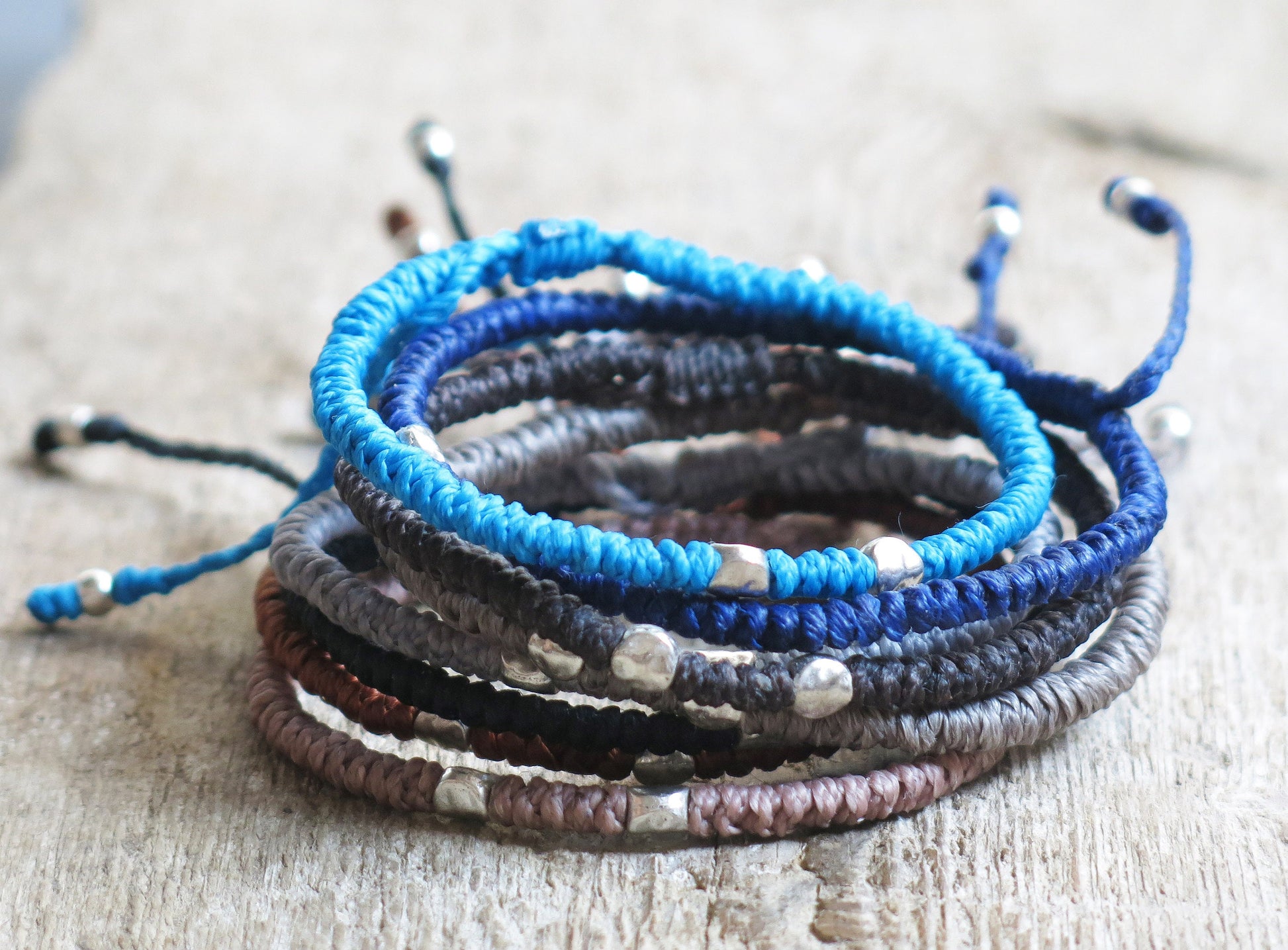 JAVI - Knotted Bracelet with sliding Knot Closure
